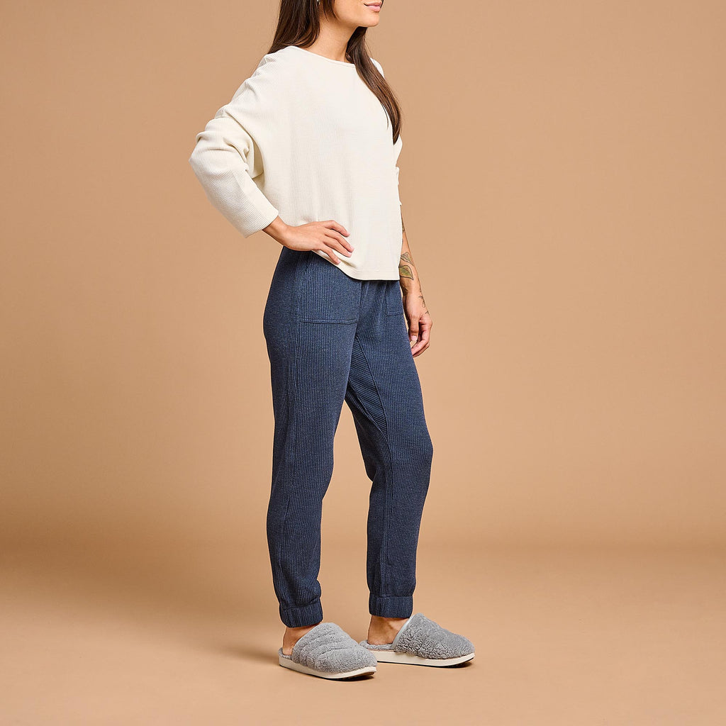 Pale Grey Big Image - 6